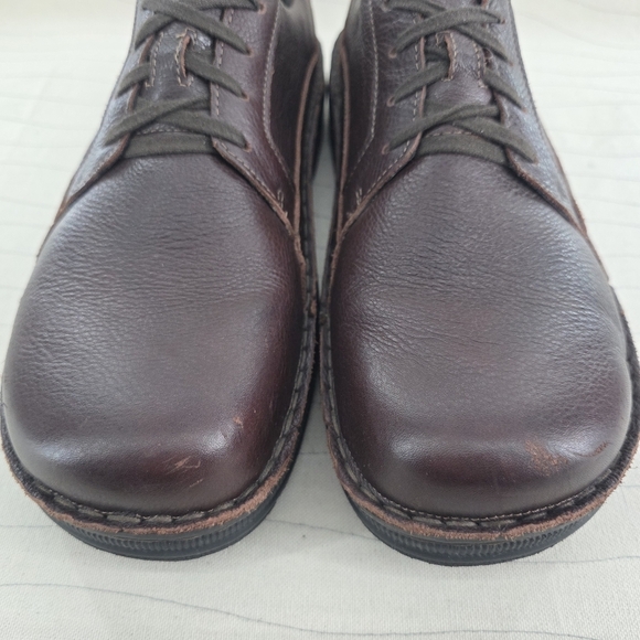 NAOT Mens Olaf Lace‑Up Dark Brown Leather Shoes Made in Israel Size 13 US/ 46 EU main image 11